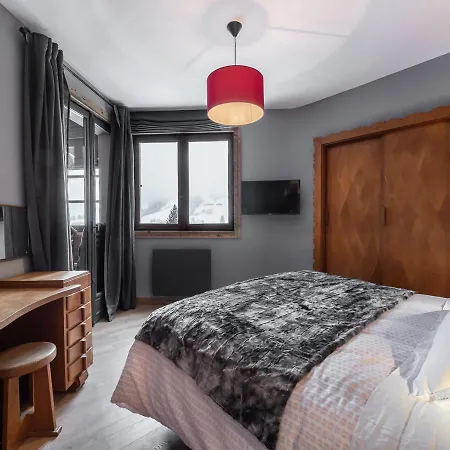 Renove 5 Avec Balcon, Cheminee Et Wifi A 400m Du Centre De - Fr-1-453-170 Apartment *