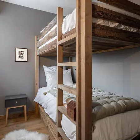 Renove 5 Avec Balcon, Cheminee Et Wifi A 400m Du Centre De - Fr-1-453-170 * Megève